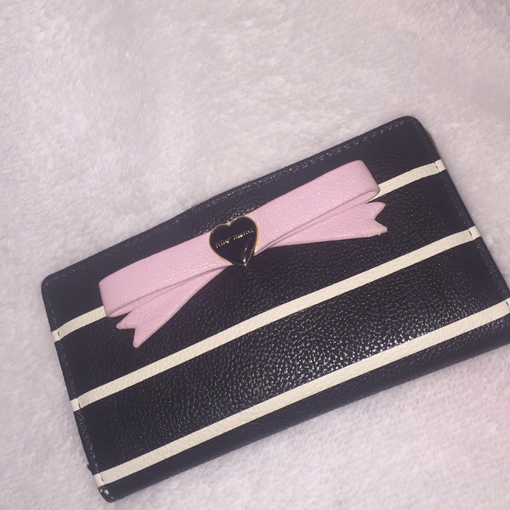 Betsey Johnson Black And White Striped Wallet
